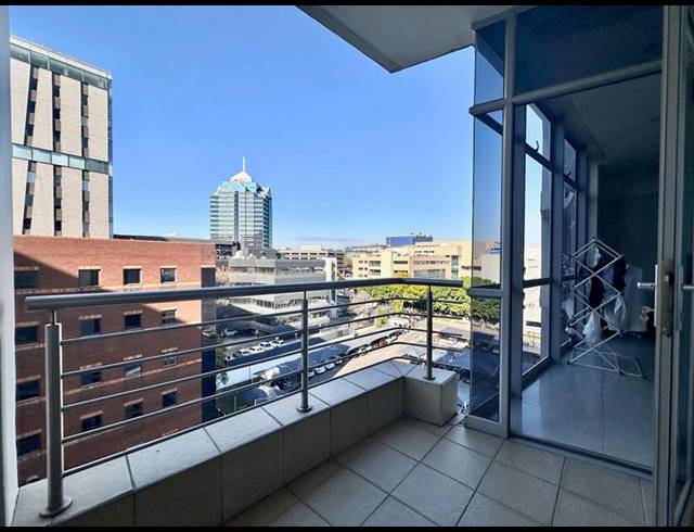 2 BEDROOM APARTMENT FOR SALE IN SANDTON CENTRAL